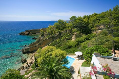 Long_Beach_Villa_surroundings