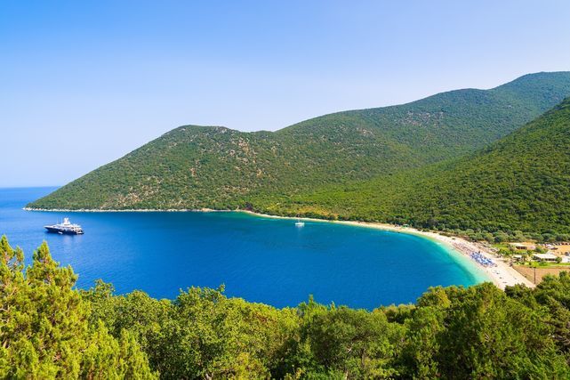 Antisamos-Beach-Kefalonia